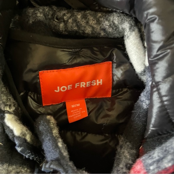 Ladies plaid winter jacket with wood toggles - Picture 3 of 3